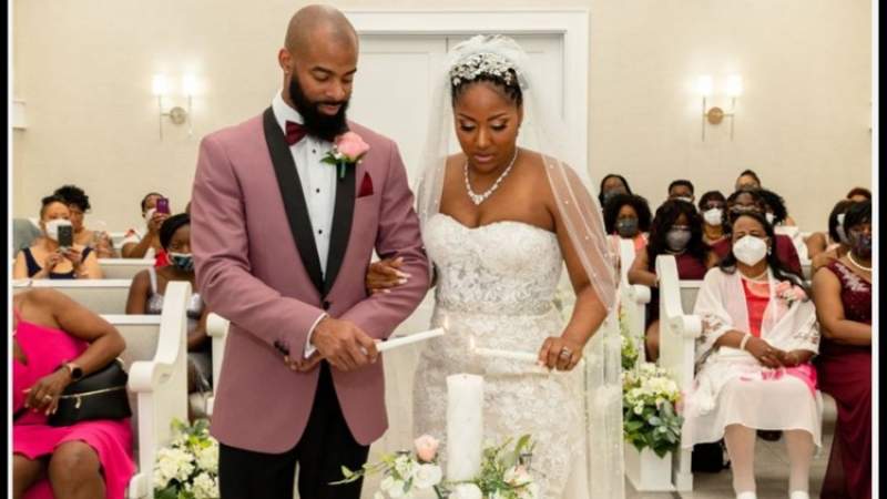 Bride and groom move wedding to Las Vegas, collect a refund from Greensboro venue
