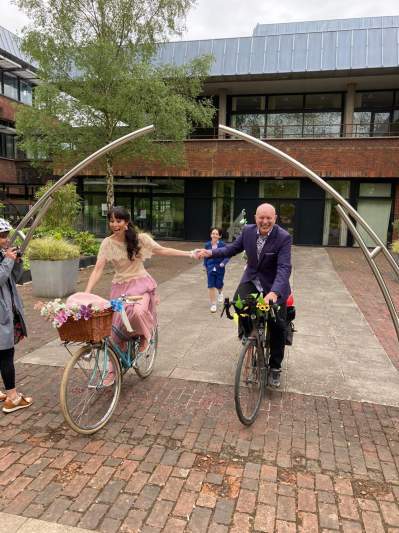 Worcester couple and wedding party cycle to venue for big day