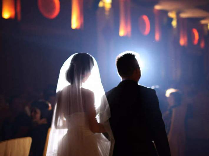From celebrity entertainers to speed boat rides: the rise of the expensive pandemic wedding