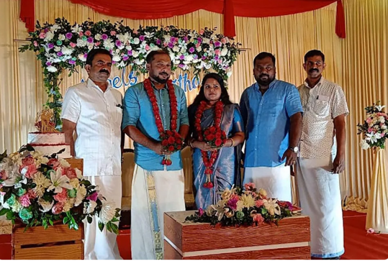 Marx and Lenin gather for Indian wedding with a communist twist