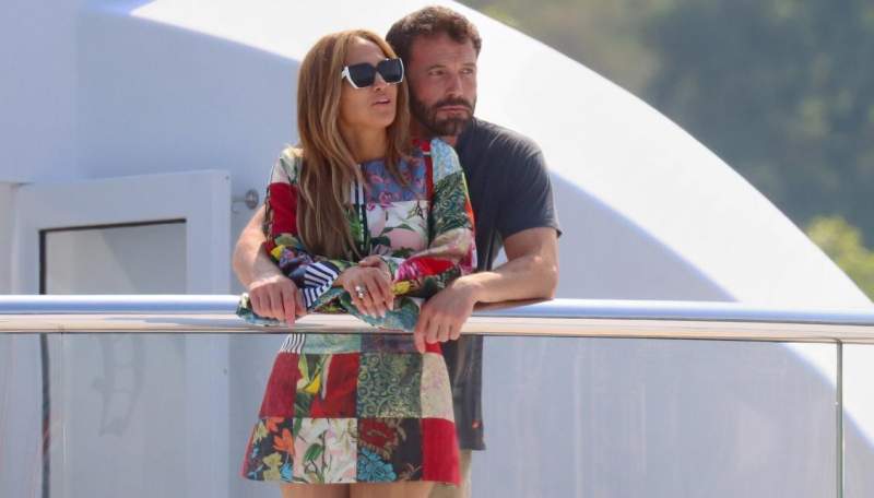 Rumors surface of a wedding between JLo and Ben Affleck