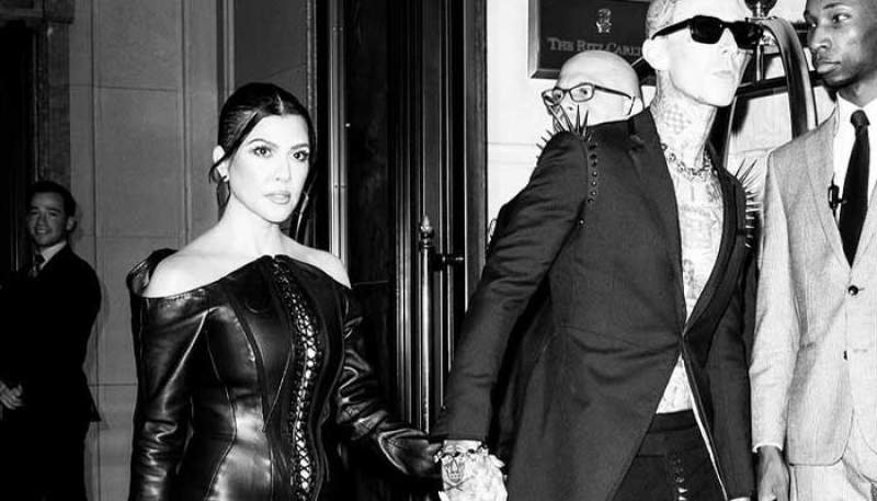 Kourtney Kardashian’s cryptic post leaves fans speculating her wedding in 2022