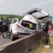 Six killed in road accident on way to wedding
