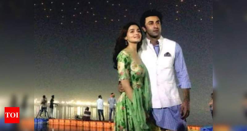 Ranbir Kapoor to gift Alia Bhatt a special custom-made wedding band encrusted with '8 diamonds': Report