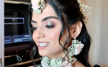 Smriti Jaiswal Makeup Artist, Karkardooma Anand Vihar, ₹8,000, Delhi