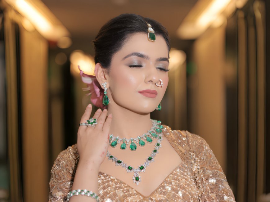 asmine Vedi – Makeup Artist, Punjabi Bagh, ₹20,000, West Delhi