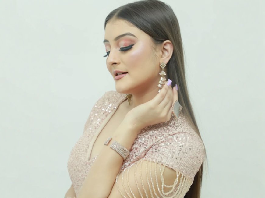 Glamup by Kriti, Chattarpur, ₹3,500, Delhi
