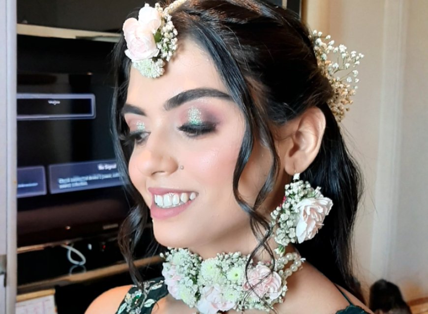 Smriti Jaiswal Makeup Artist, Karkardooma Anand Vihar, ₹8,000, Delhi