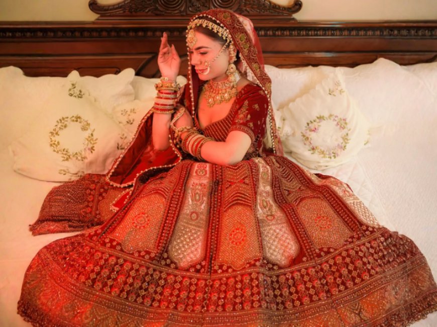 Pallavi Makovers, Burari, ₹15,000, Delhi