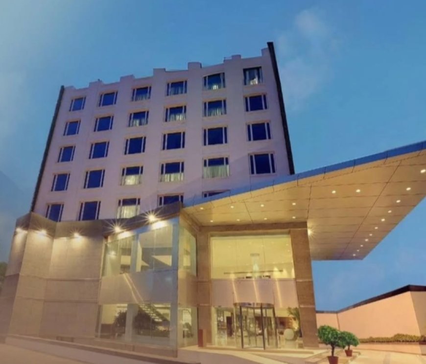 Hotel Pride Plaza, Aerocity, ₹2,00,000, New Delhi