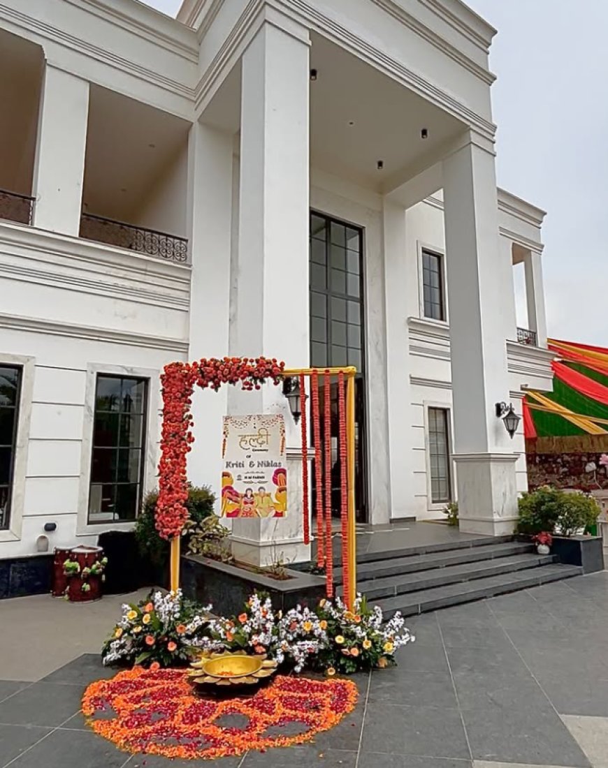 H M White House Resort, Dera Mandi Chattarpur, ₹4,00,000, New Delhi