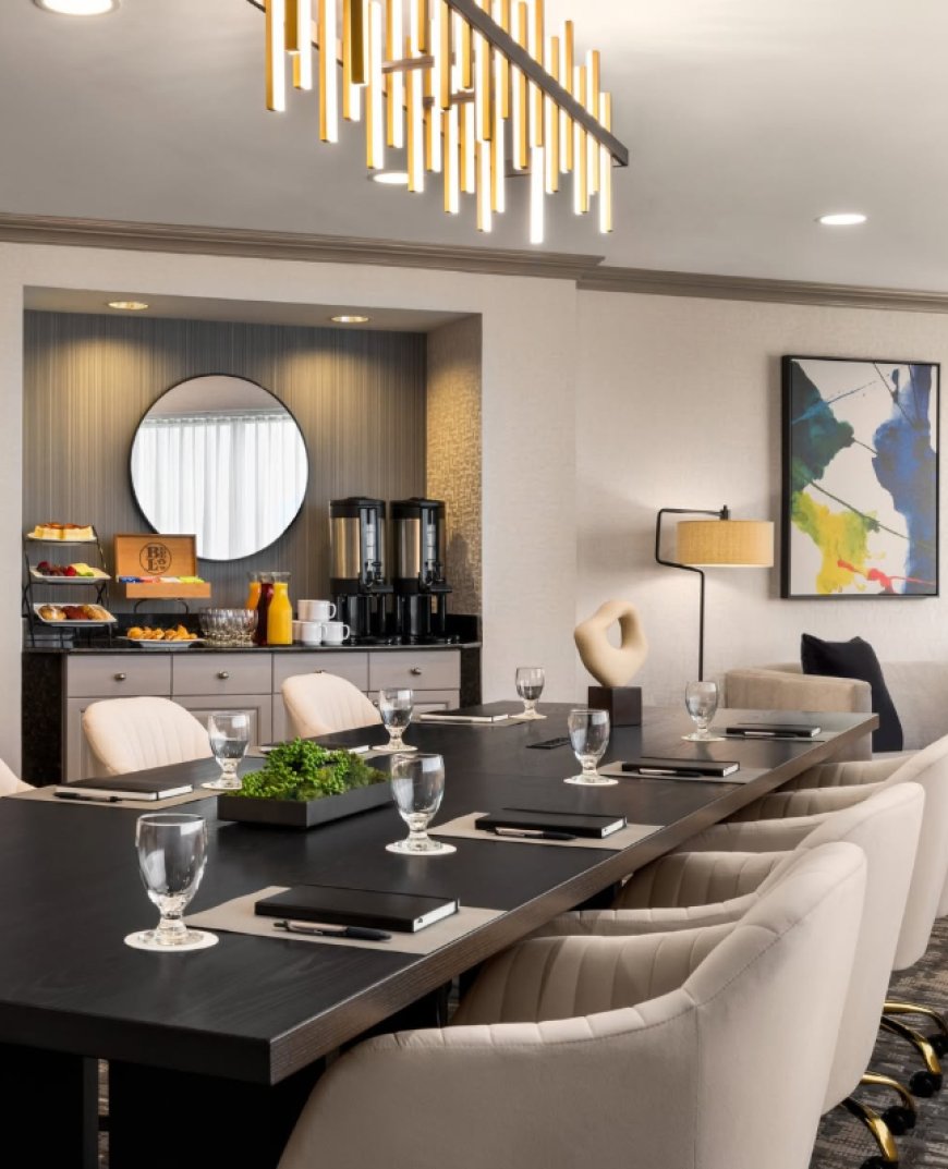 Crowne Plaza, Okhla, ₹3,00,000, South Delhi