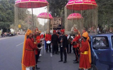 Naveen Band, Munirka, ₹25,000, South Delhi
