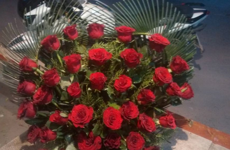Shrishti Flower, Neb Sarai, ₹14,000, South Delhi